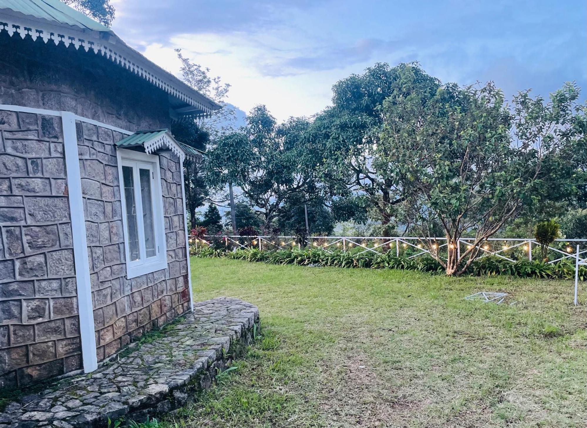 Thottom Stays Private Bungalow ムンナール エクステリア 写真